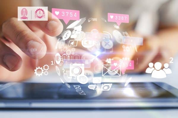 สู่ความสำเร็จของการตลาดโรงแรมออนไลน์ Successful Hotel  Digital Marketing & Social Media Strategy