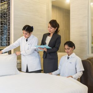 หลักสูตรประกาศนียบัตร 1 ปี การโรงแรม สาขาห้องพัก [on-campus]