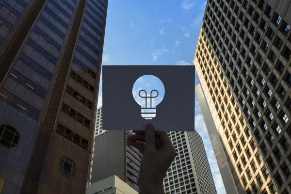 การตื่นตัวในข้อมูลข่าวสารปัจจุบัน Aware of Current and New Developments