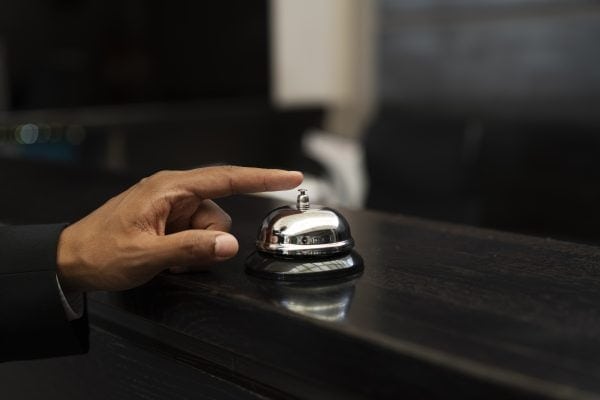 การบริการลูกค้าส่วนหน้า Bell Service