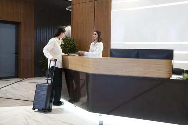 การเช็คอินแขกห้องพัก Check-in Guest