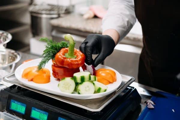 การเตรียมวัตถุดิบ เครื่องมือเเละสถานที่ ก่อนปรุงอาหาร Check Mise en Place